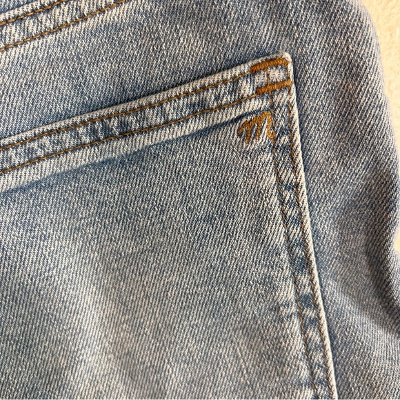 Madewell high rise denim shorts in Watt wash: Summerweight edition - Picture 11 of 12